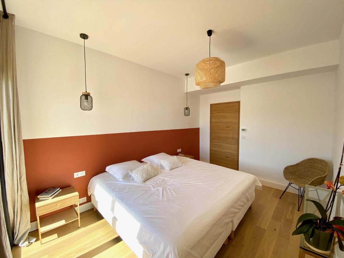 Villas De Standing Avec Magnifique Vue Mer Et Piscines Privees, Sagone 萨戈内 外观 照片