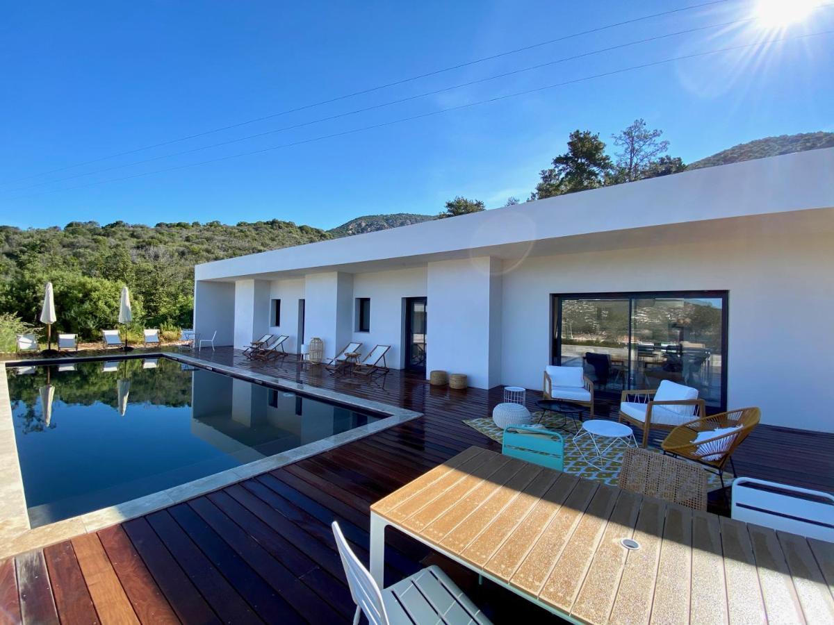 Villas De Standing Avec Magnifique Vue Mer Et Piscines Privees, Sagone 萨戈内 外观 照片