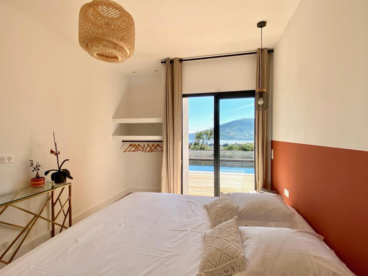 Villas De Standing Avec Magnifique Vue Mer Et Piscines Privees, Sagone 萨戈内 外观 照片