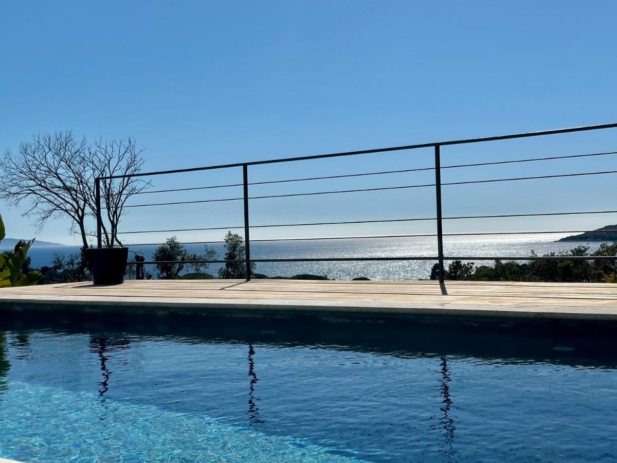 Villas De Standing Avec Magnifique Vue Mer Et Piscines Privees, Sagone 萨戈内 外观 照片
