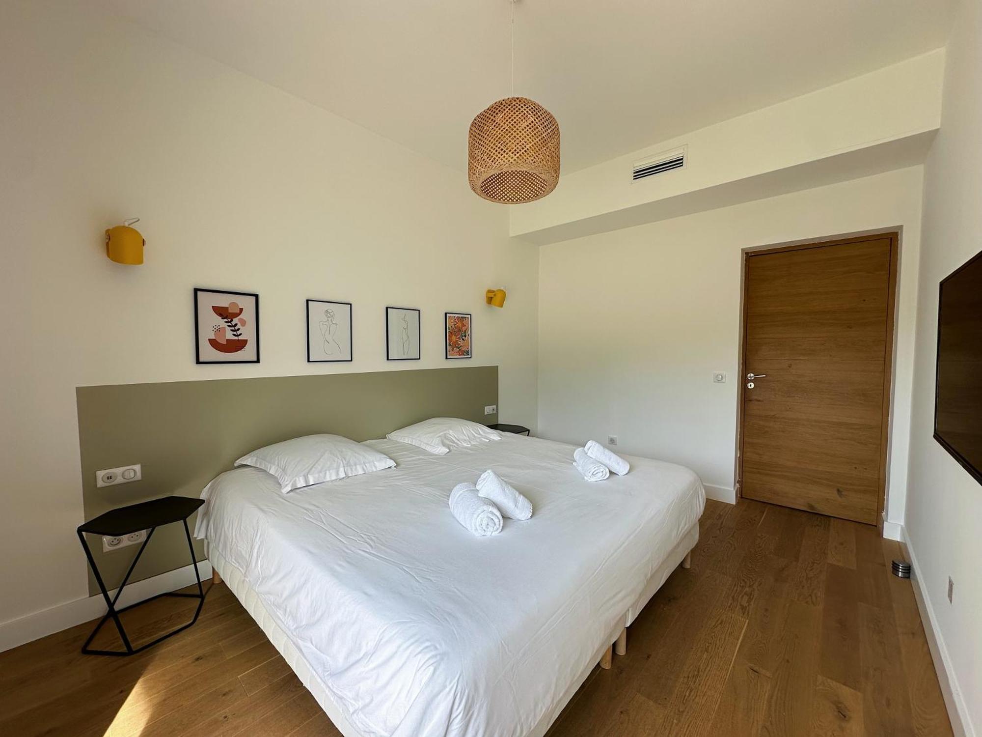 Villas De Standing Avec Magnifique Vue Mer Et Piscines Privees, Sagone 萨戈内 外观 照片