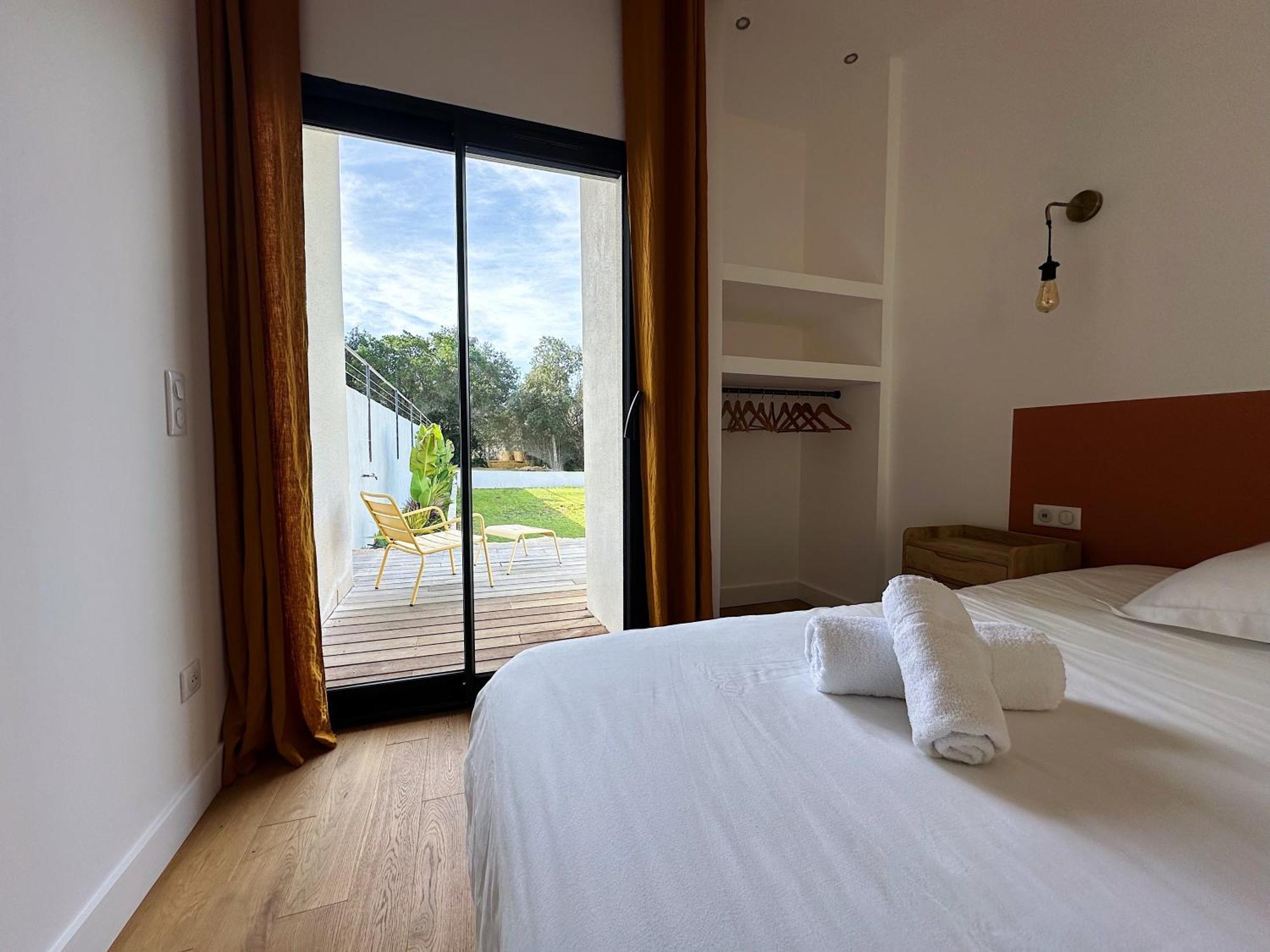 Villas De Standing Avec Magnifique Vue Mer Et Piscines Privees, Sagone 萨戈内 外观 照片