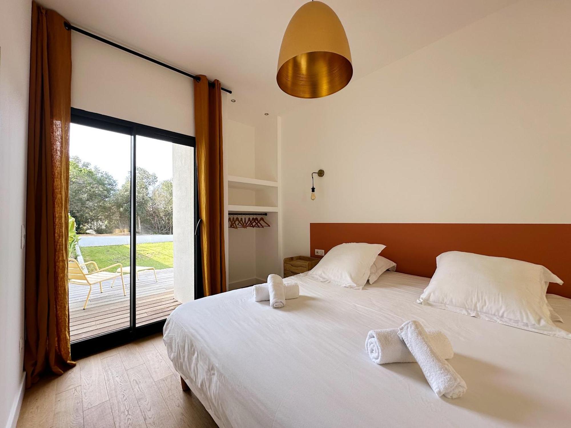 Villas De Standing Avec Magnifique Vue Mer Et Piscines Privees, Sagone 萨戈内 外观 照片